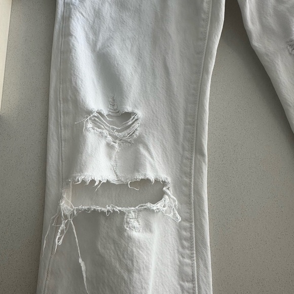 Levis 501 Original Fit White Jeans - Picture 4 of 10